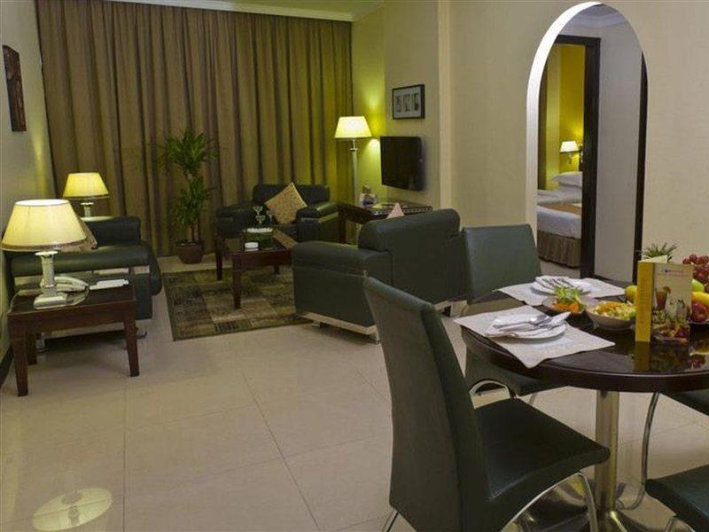 Fortune Hotel Apartments Abu Dhabi Exterior foto