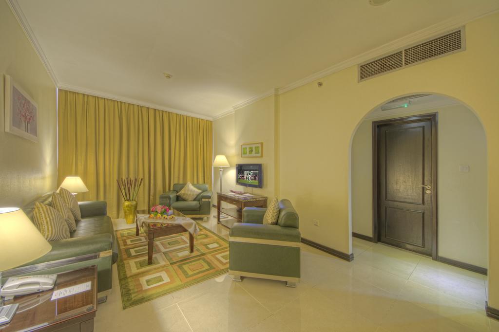 Fortune Hotel Apartments Abu Dhabi Exterior foto